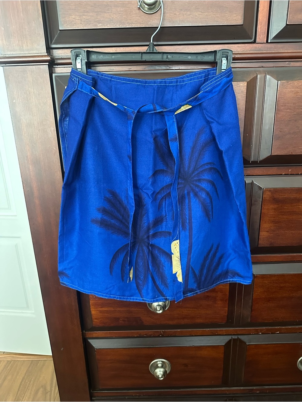 Strong Swim Beach Cover Wrap Skirt Palm Tree Print 50” x 18”